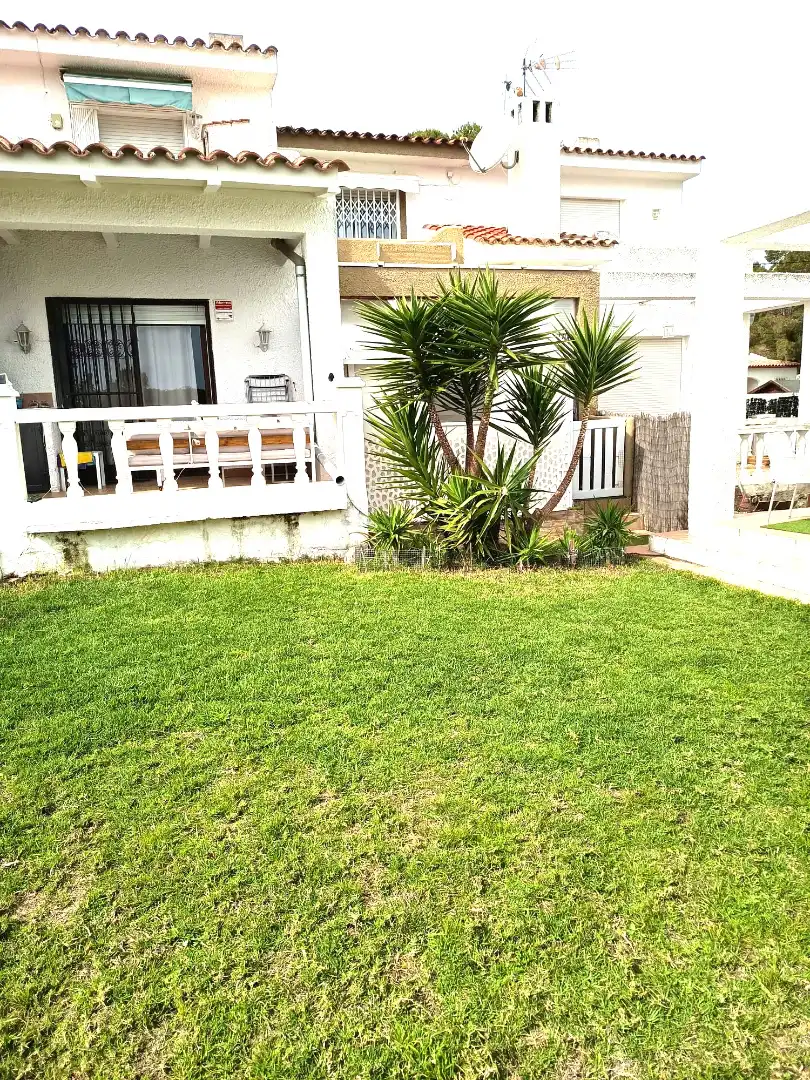 Garten von Einfamilien-Reihenhaus zum Verkauf in Mont-roig del Camp mit Klimaanlage, Heizung und Privatgarten