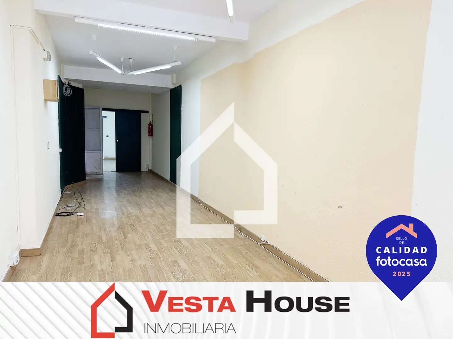 Local en venta en San Vicente del Raspeig / Sant Vicent del Raspeig con Parquet