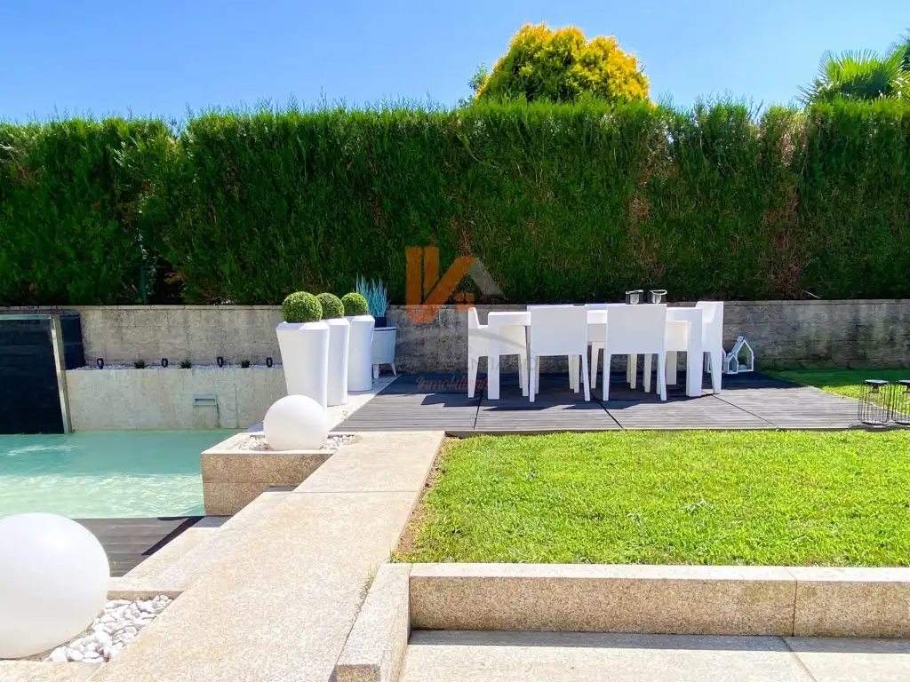 Terraza de Casa o chalet en venta en Ames con Jardín privado, Terraza y Piscina