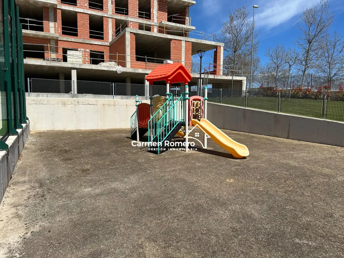 Parking de Apartamento en venta en Salamanca con Calefacción, Jardín privado y Balcón