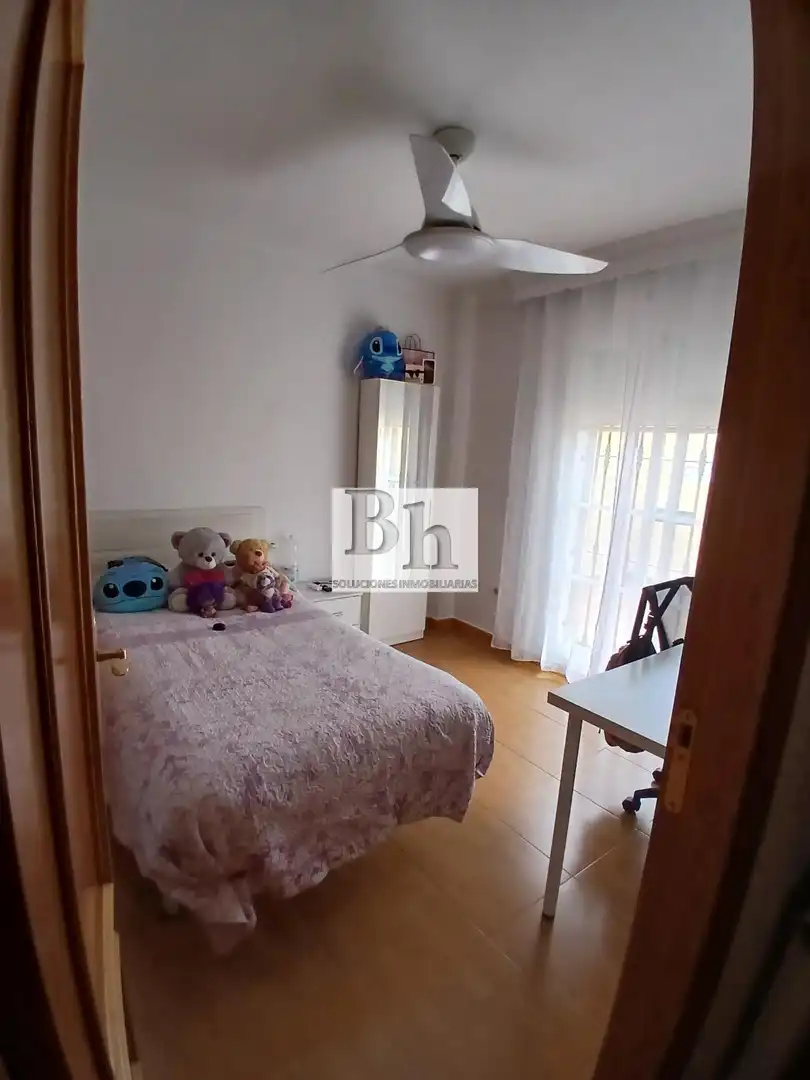 Bedroom of Houses for sale in Málaga  with Air Conditioner, Terrace and Balcony
