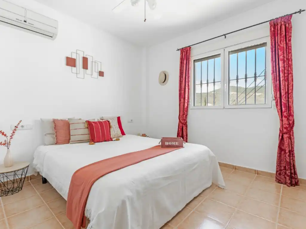 Houses for sale in C. d'Oriola, 70, Pueblo Acantilado - Lanuza
