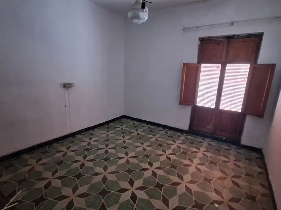 Casa adosada en venta en Algemesí con Balcón