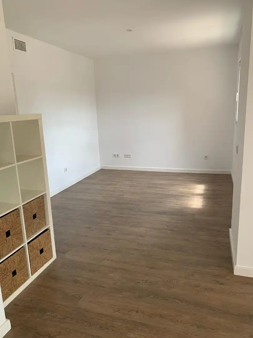 Habitación de Ático de alquiler en Córdoba con Aire acondicionado, Terraza y Trastero