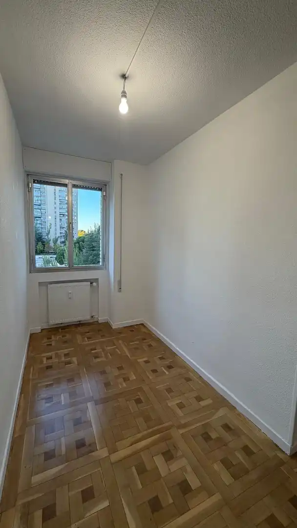 Schlafzimmer von Wohnung zur Miete in Fuencarral - El Pardo
