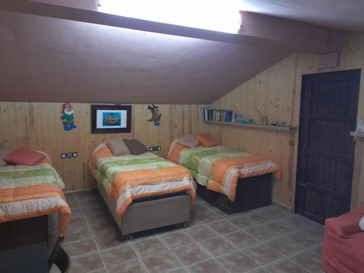 Dormitori de Casa o xalet en venda en Flix amb Jardí privat, Terrassa i Traster