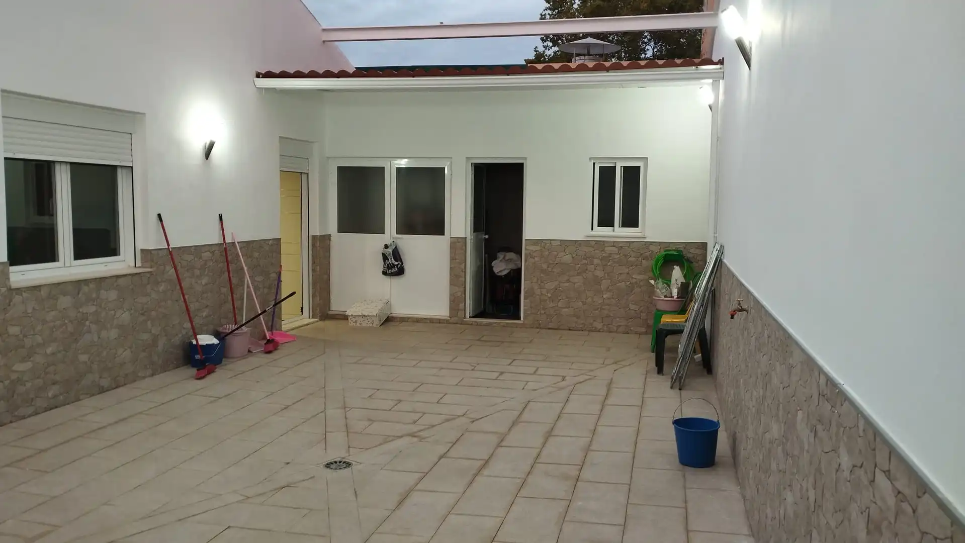 Nave industrielle avec ascenseur à vendre à Polígono Industrial Atalaya, imagen 10