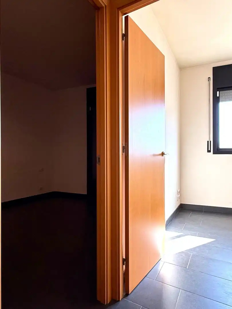 Piso en venta en Sant Vicenç Dels Horts con Aire acondicionado y Calefacción