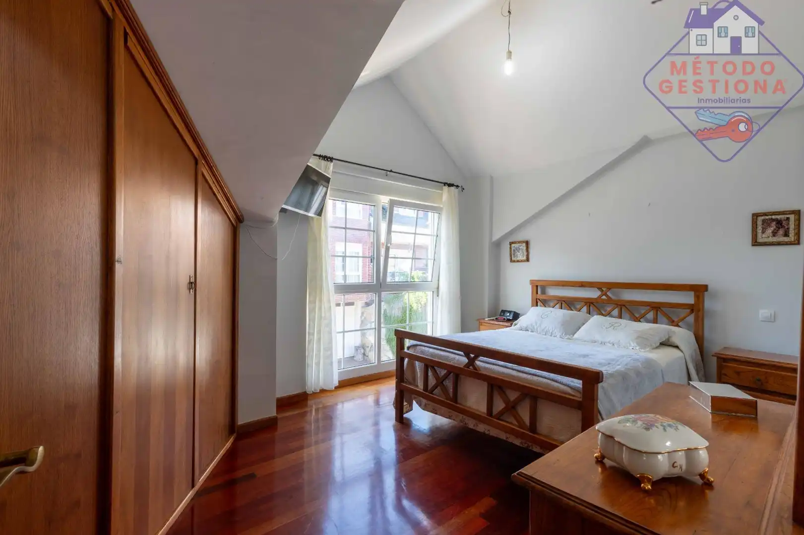 Casa aparellada amb jardí en venda a Calle SOMERA (LA), imagen 23