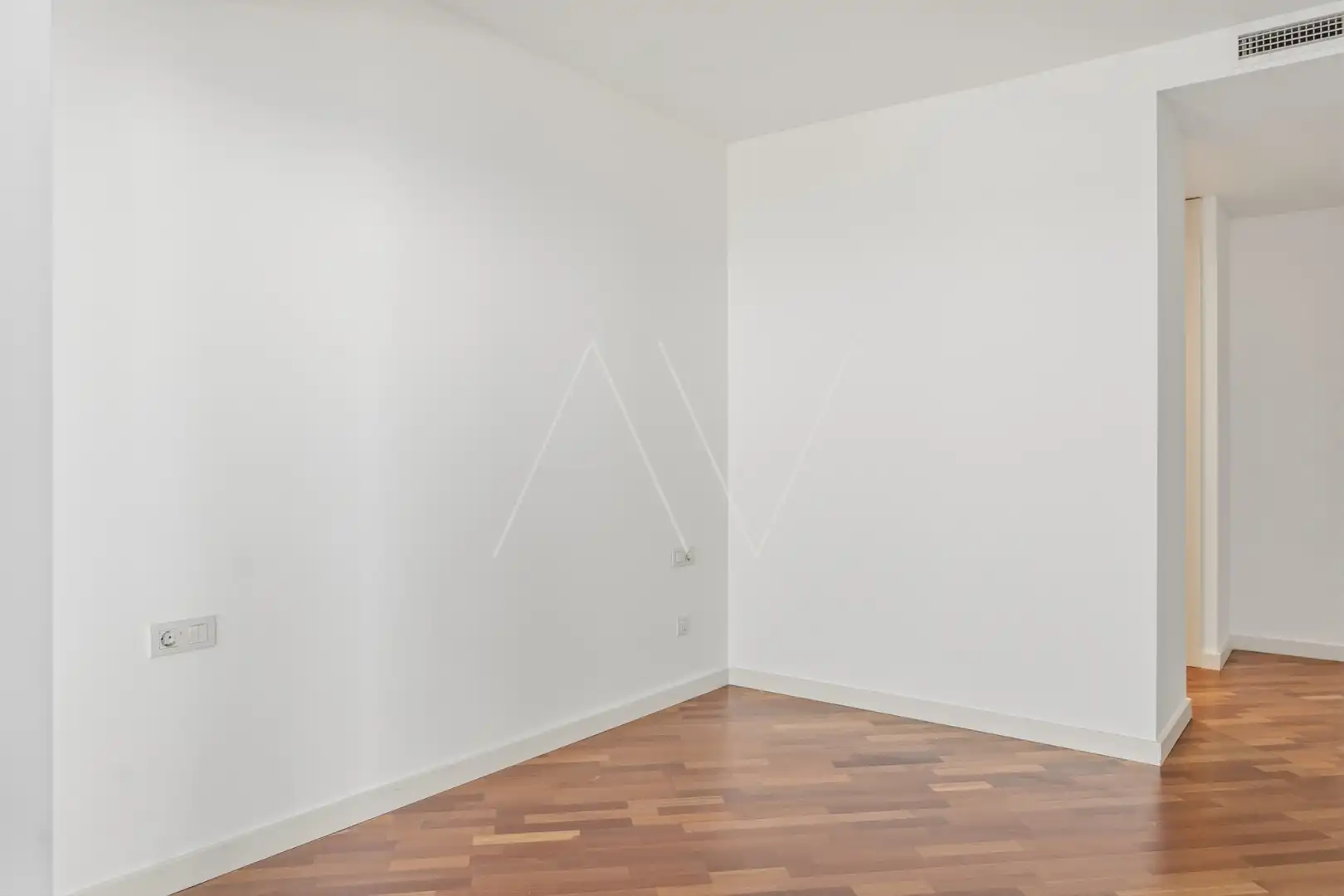 Schlafzimmer von Wohnung zum Verkauf in Barcelona mit Klimaanlage, Heizung und Terrasse