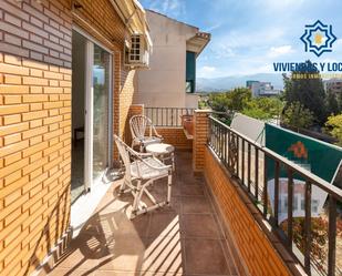 Exterior view of Flat for sale in  Granada Capital  with Terrace and Balcony