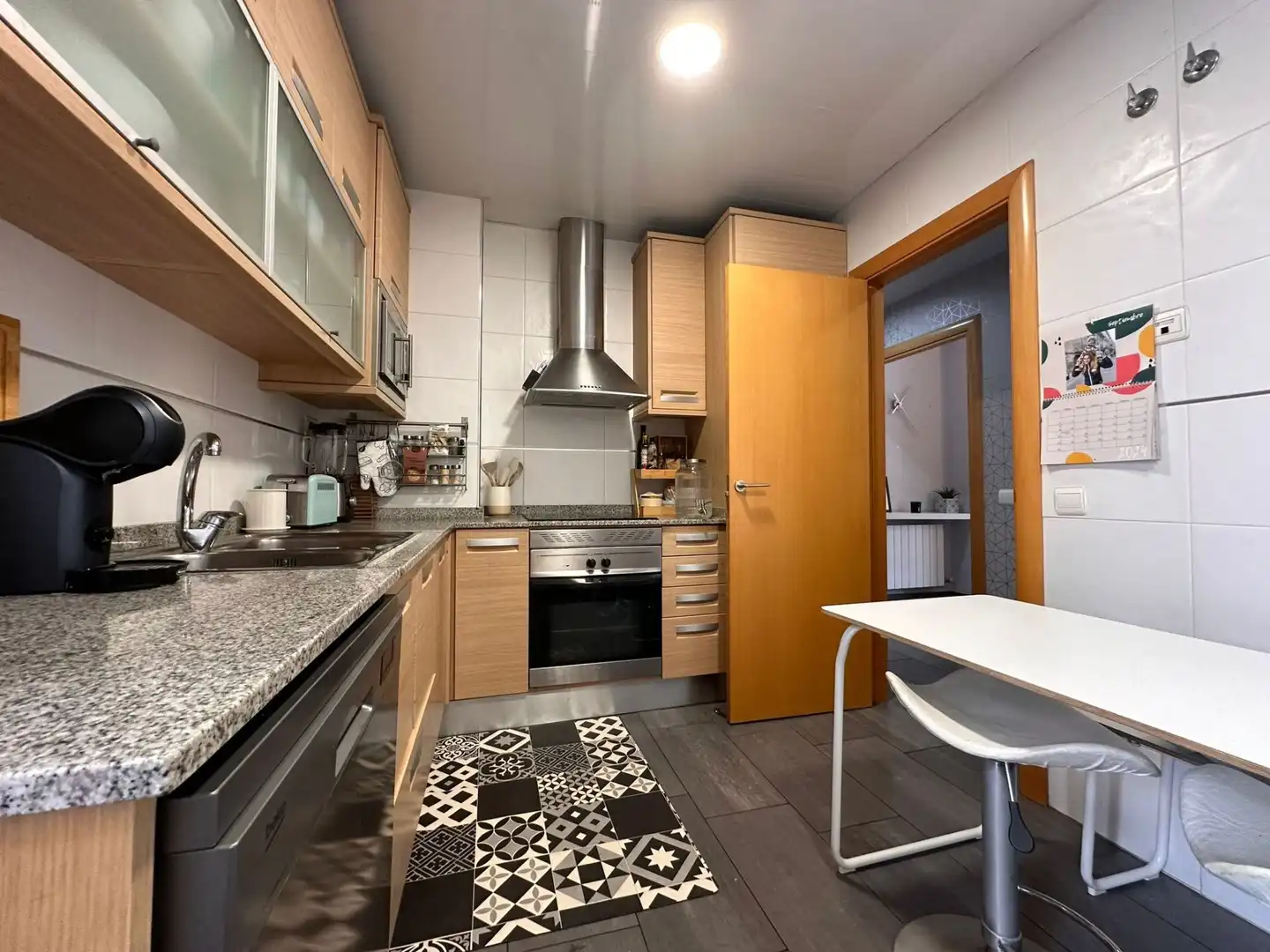 Cocina de Piso de alquiler en Badalona con Calefacción, Terraza y Amueblado