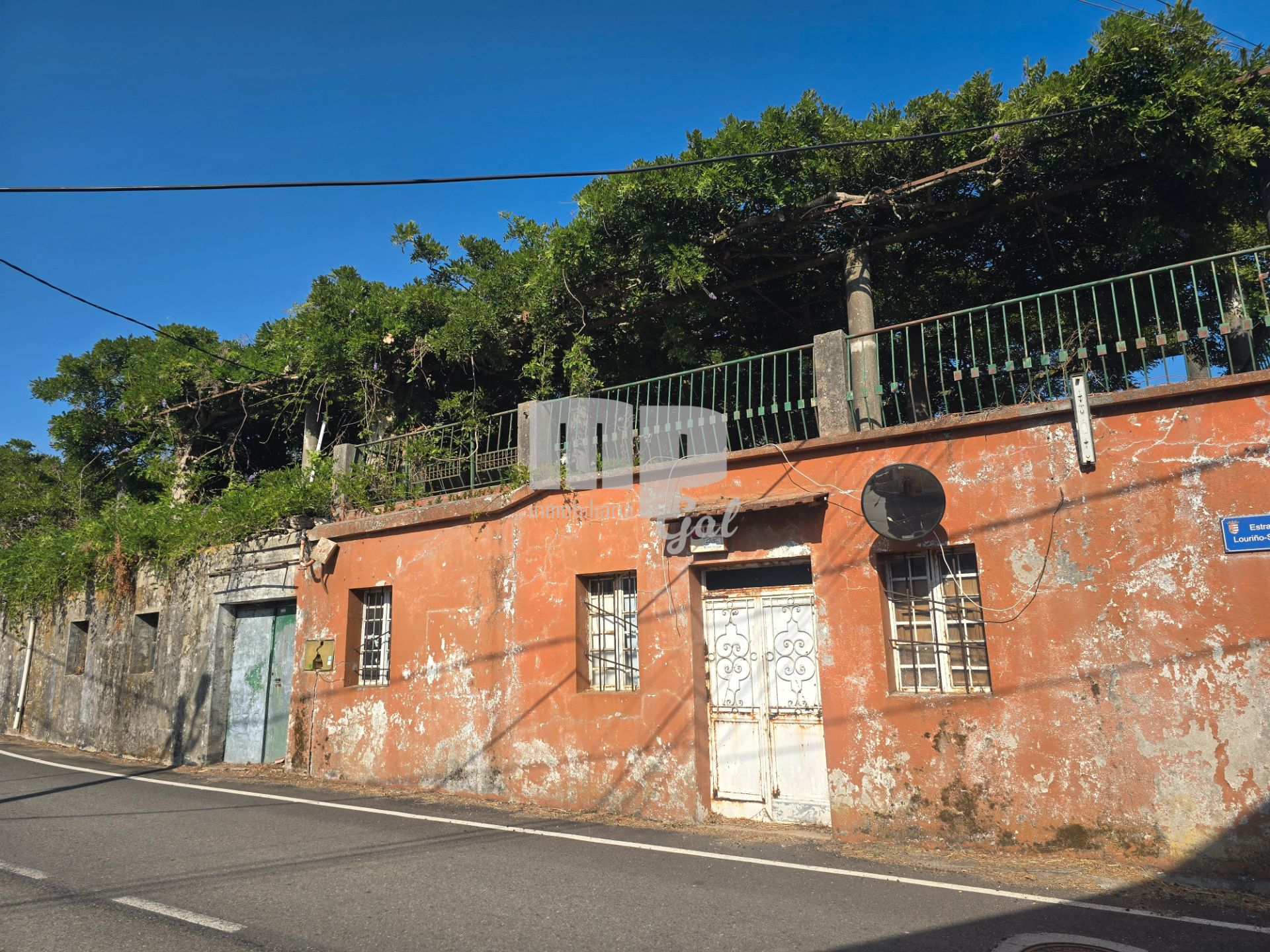 Exterior view of Country house for sale in Mos  with Private garden, Terrace and Storage room