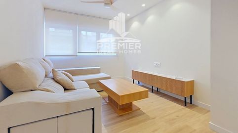 Foto 3 de Piso de alquiler en Juan Carlos 1, Plaza de Toros - Avenida Chapí - Trinquete, Elda