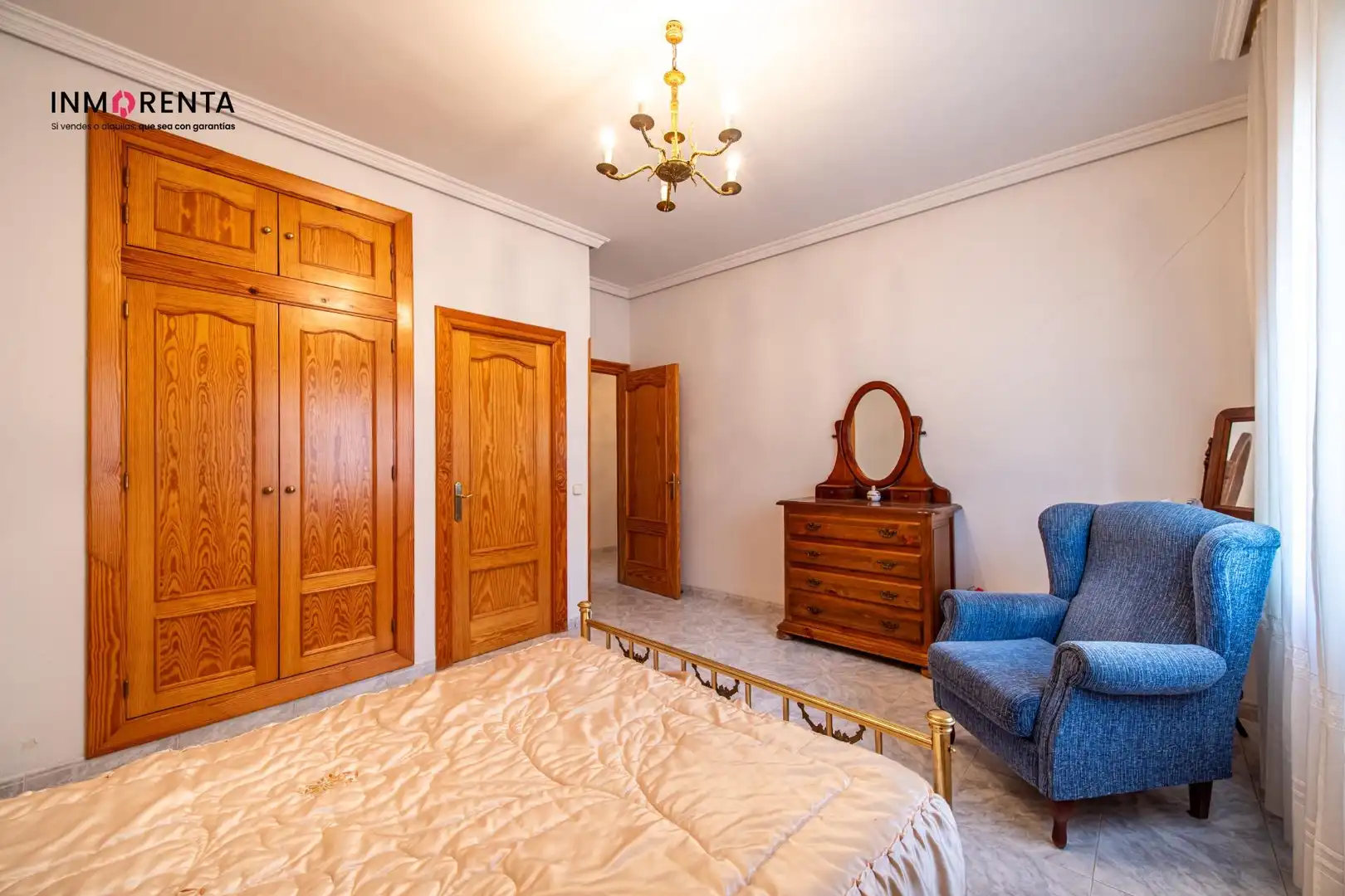 Habitación de Casa adosada en venta en La Mata con Calefacción, Terraza y Amueblado