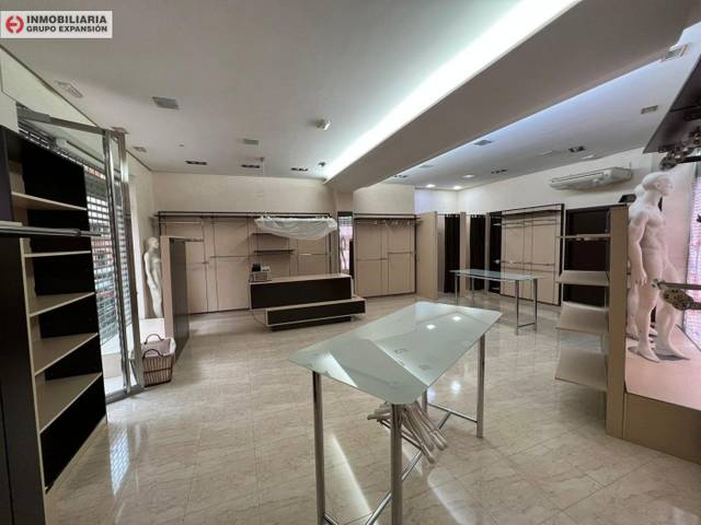 Local comercial en Alquiler en Pedanías Oeste