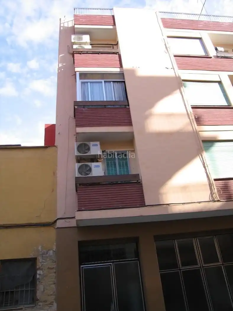 Reihenhaus zum Verkauf in Carrer del Comte d'Almenara 3, imagen 2