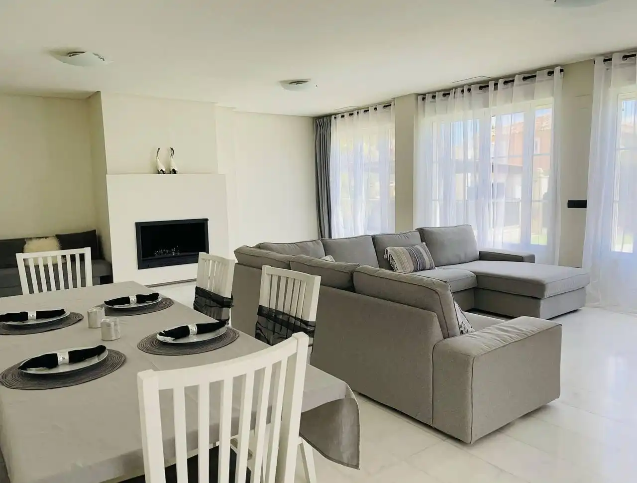 Casa amb terrassa en venda a Golf Bahía, imagen 6