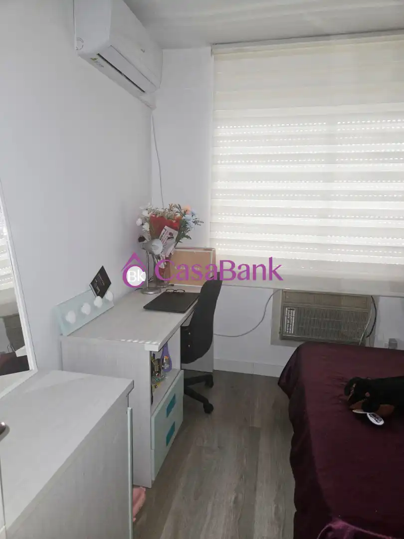 Bedroom of Flat for sale in Córdoba  with Air Conditioner and Furnished