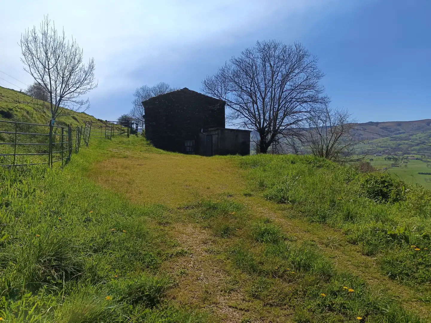 Land for sale in Villacarriedo