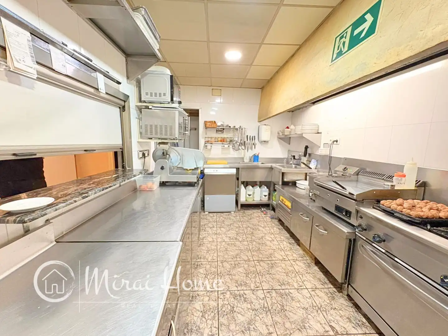 Business premises for transfer in Joan Prim, imagen 16