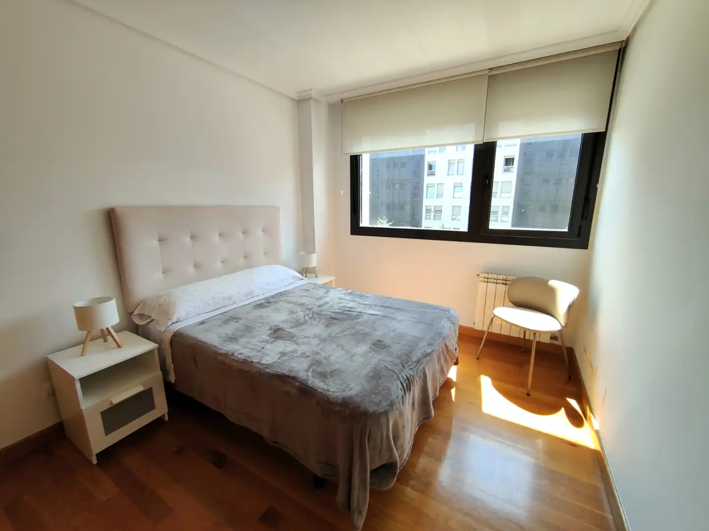 Habitación de Piso de alquiler en Santander con Calefacción, Parquet y Trastero