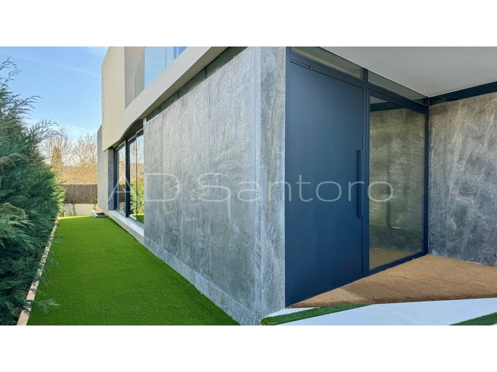 Exterior view of Residential for sale in Vilanova i la Geltrú