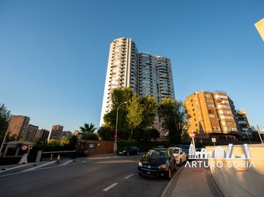 Local comercial en venda a Calle del Condado de Treviño 2