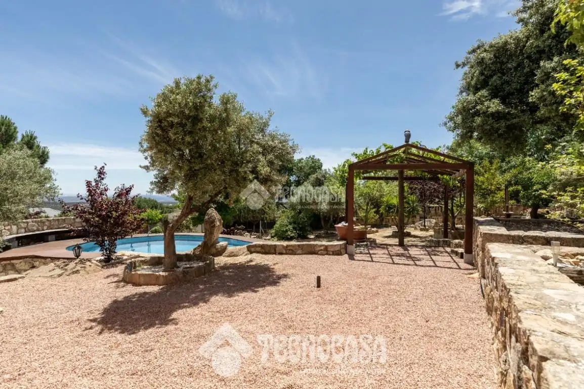 Jardín de Casa o chalet en venta en Hoyo de Manzanares con Calefacción y Piscina