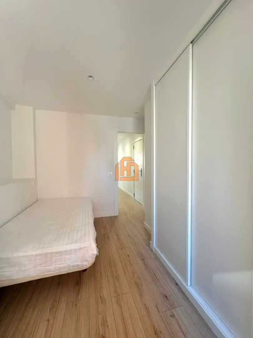 Bedroom of Apartments for rent in León Capital   with Heating and Parquet flooring