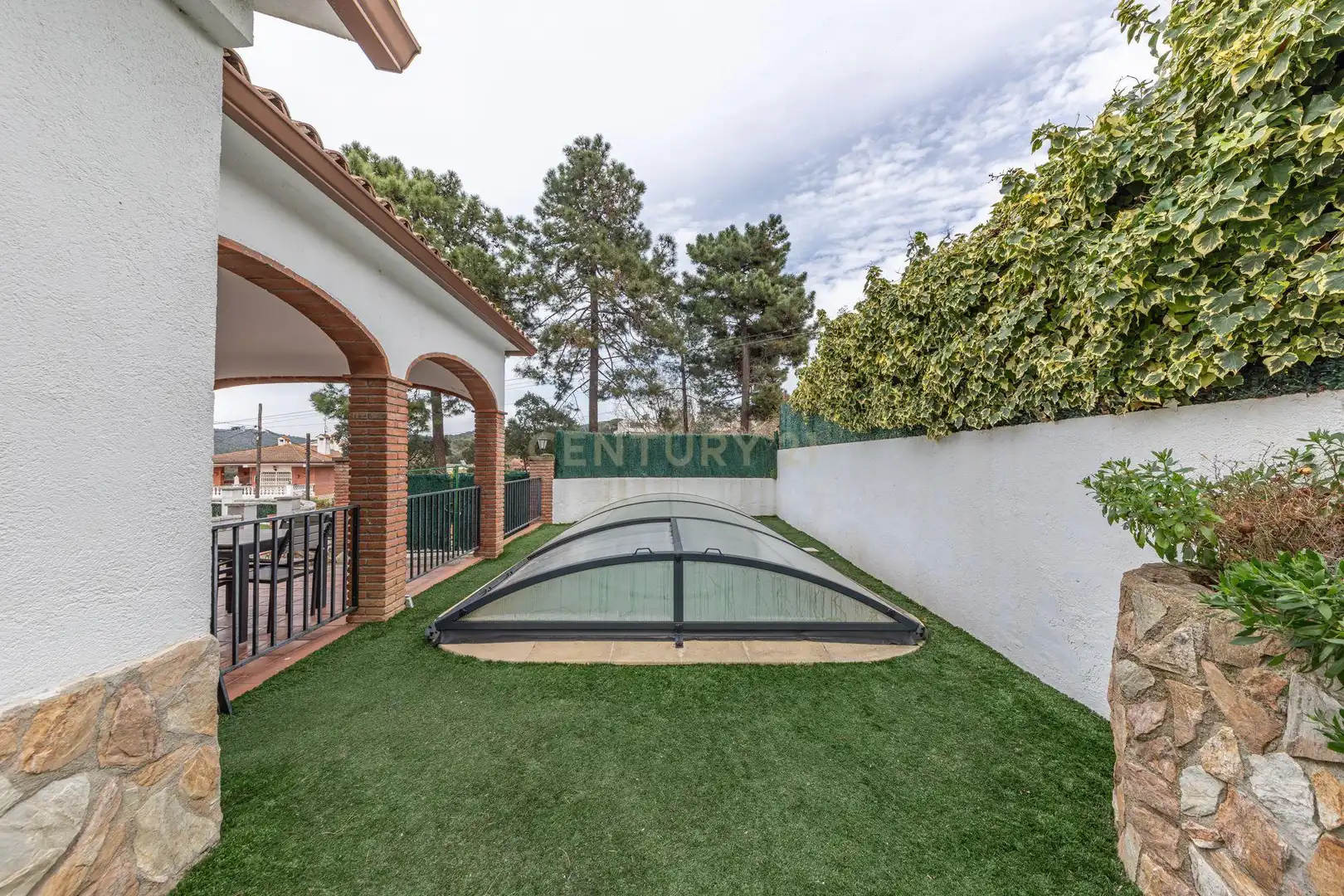 Jardí de Casa o xalet en venda en Tordera amb Jardí privat, Piscina i Alarma