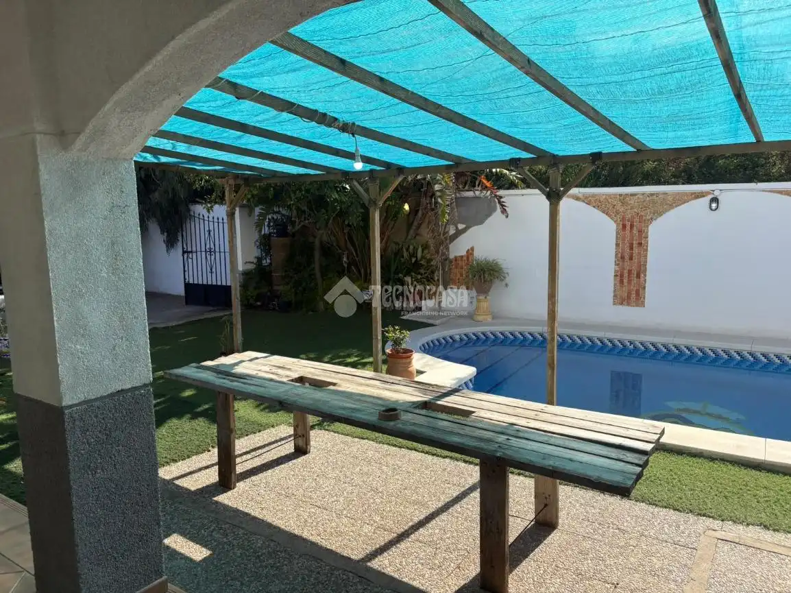 Terrassa de Casa o xalet en venda en Bonanza - Avda de Huelva - Barrio Andalucia