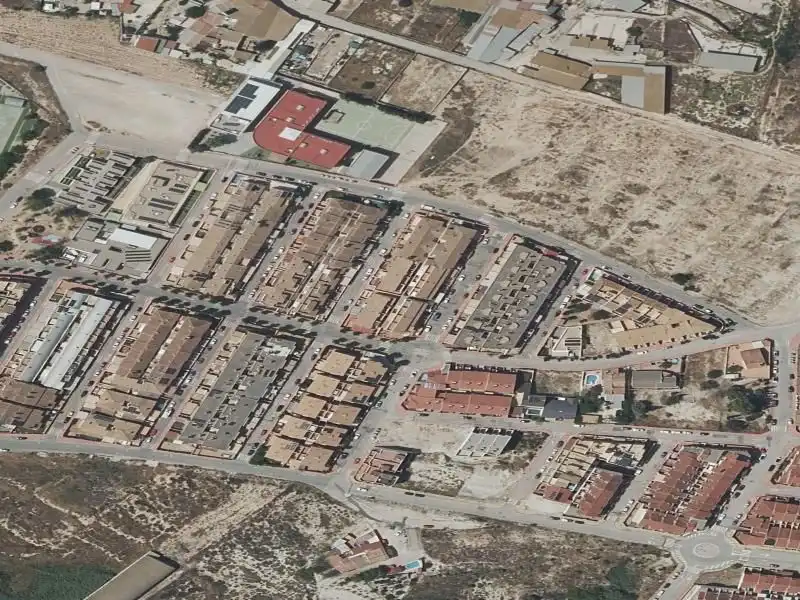 Pis en venda a Calle Roma - Rc Molineta, Los Vientos- Casa Ros