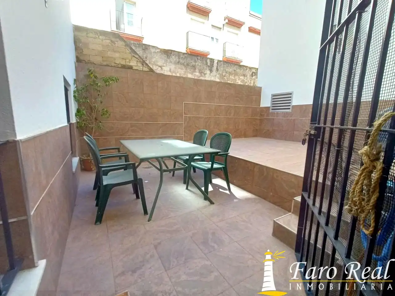 Terrasse von Erdgeschoss zum Verkauf in Sanlúcar de Barrameda mit Abstellraum