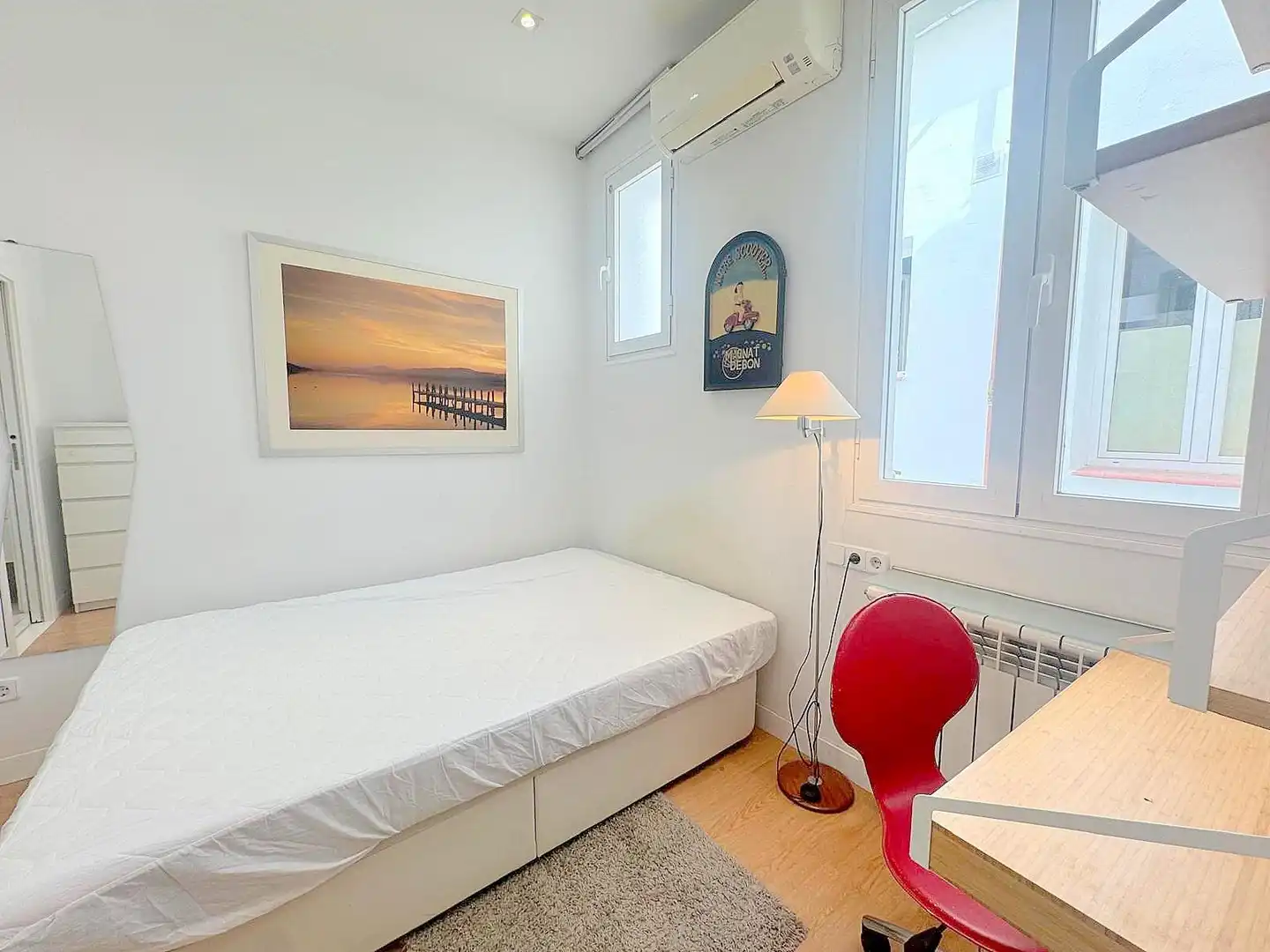 Schlafzimmer von Wohnung zur Miete in Madrid mit Klimaanlage, Heizung und Möbliert