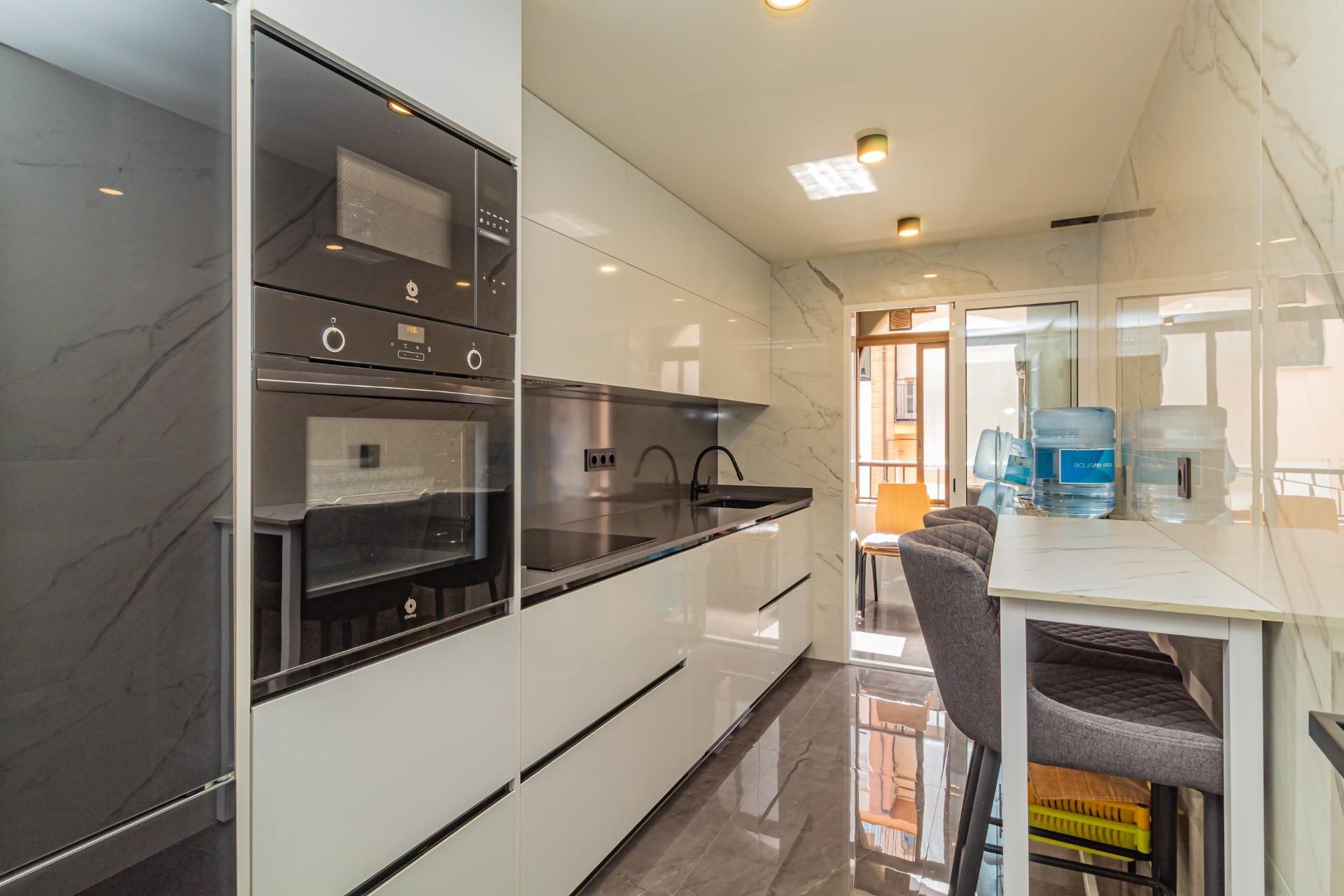 Kitchen of Flat for sale in Castellón de la Plana / Castelló de la Plana  with Air Conditioner, Heating and Storage room