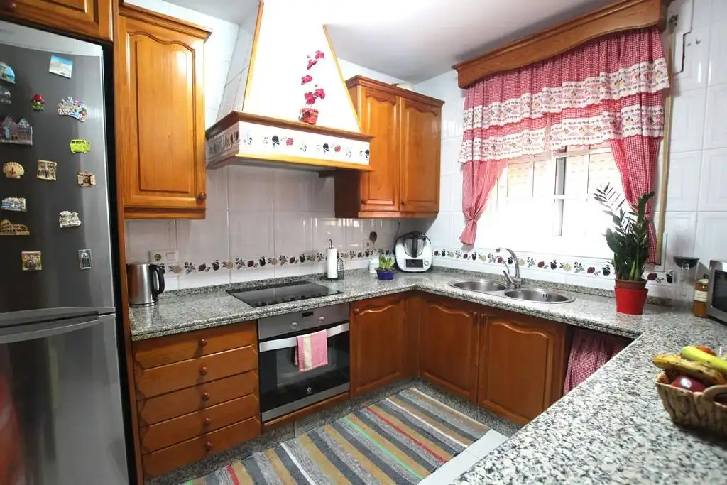 Kitchen of Houses for sale in Jerez de la Frontera  with Air Conditioner, Private garden and Terrace
