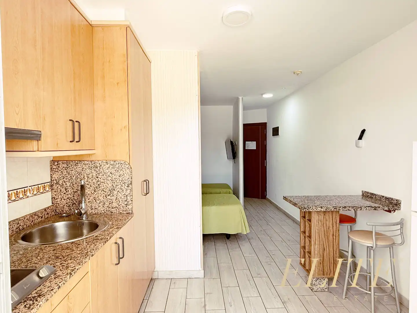 Habitación de Estudio en venta en San Bartolomé de Tirajana con Jardín privado, Terraza y Amueblado