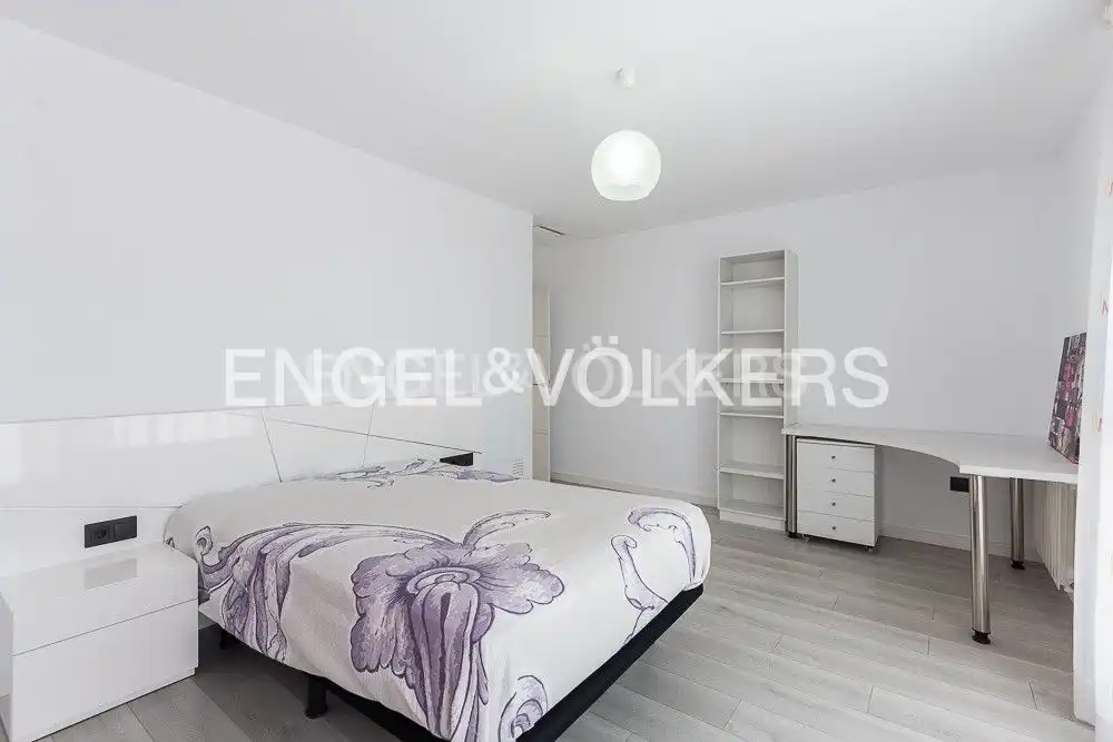 Habitación de Casa o chalet en venta en Zona Avenida Alta - Auditorio