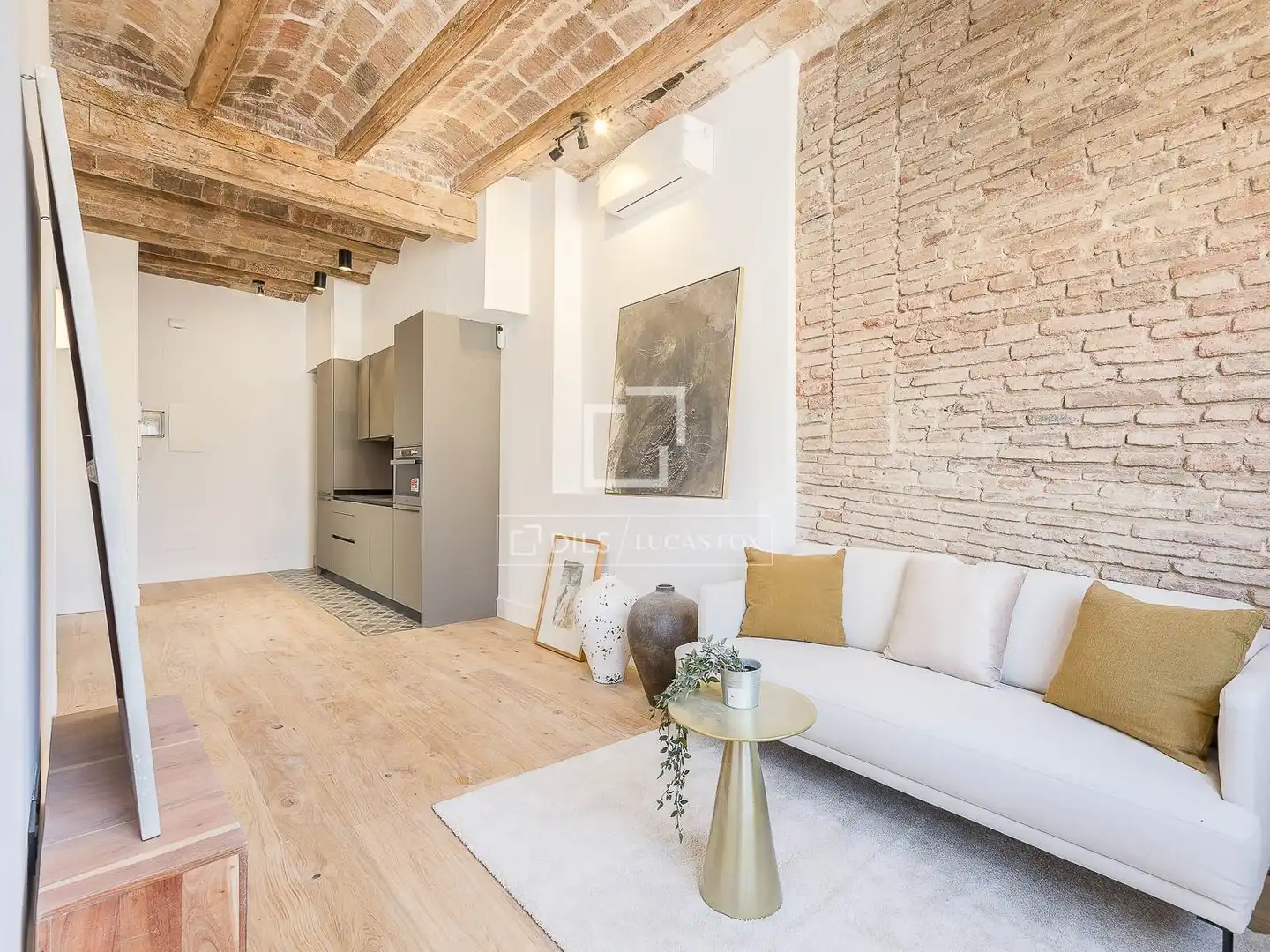 Living room of Flat for sale in Barcelona  with Air Conditioner and Balcony