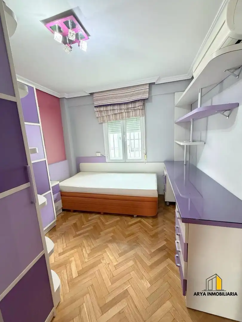 Bedroom of Flat for sale in Torrejón de Ardoz  with Air Conditioner, Heating and Parquet flooring