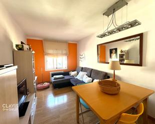 Living room of Flat for sale in  Barcelona Capital  with Heating, Parquet flooring and Oven