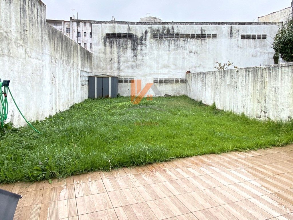 Apartment to rent in Santiago de Compostela   with Private garden and Furnished