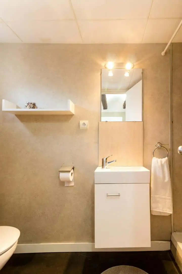 Bathroom of Flat for rent in Barcelona  with Air Conditioner, Heating and Furnished