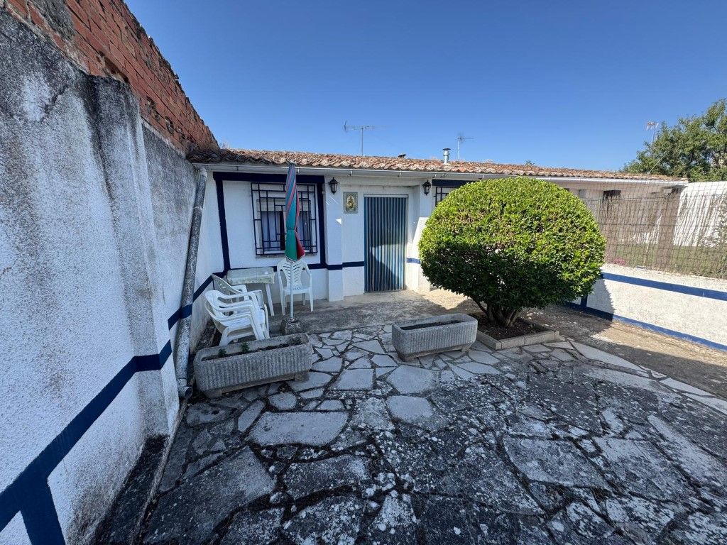 Exterior view of House or chalet for sale in Peñafiel