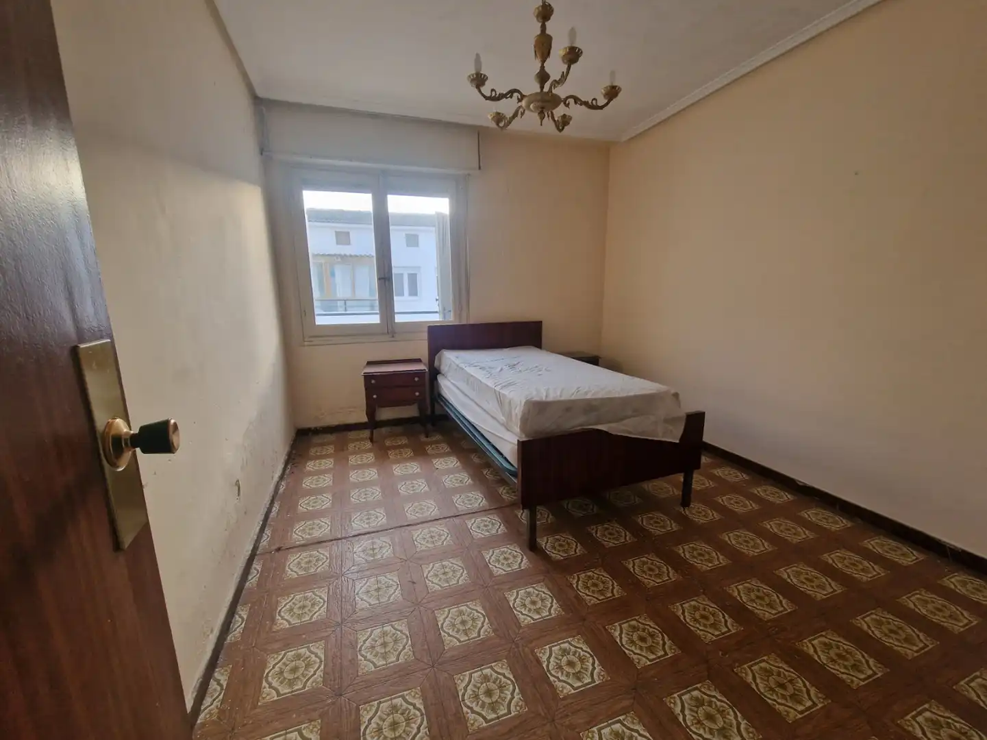 Habitación de Piso en venta en Santo Domingo de la Calzada con Calefacción