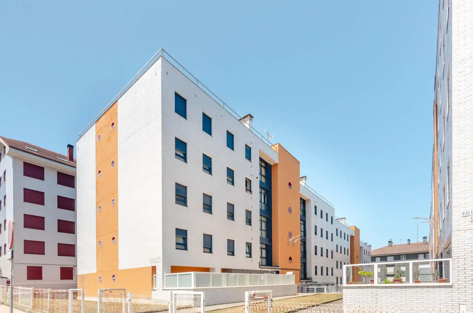 Vista exterior de Piso en venta en Gozón con Calefacción, Terraza y Trastero