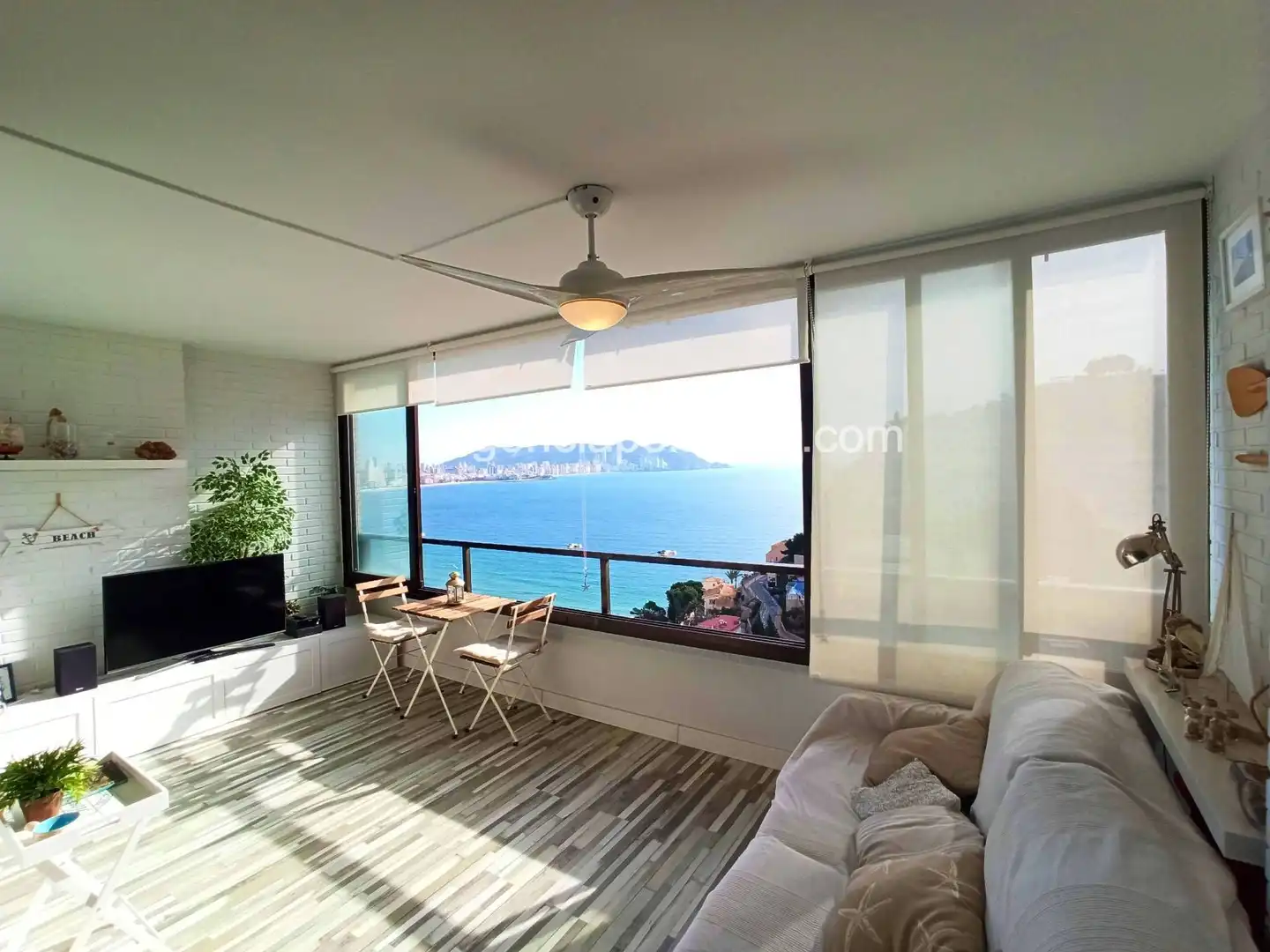 Sala de estar de Apartamento de alquiler en Finestrat con Aire acondicionado, Terraza y Amueblado