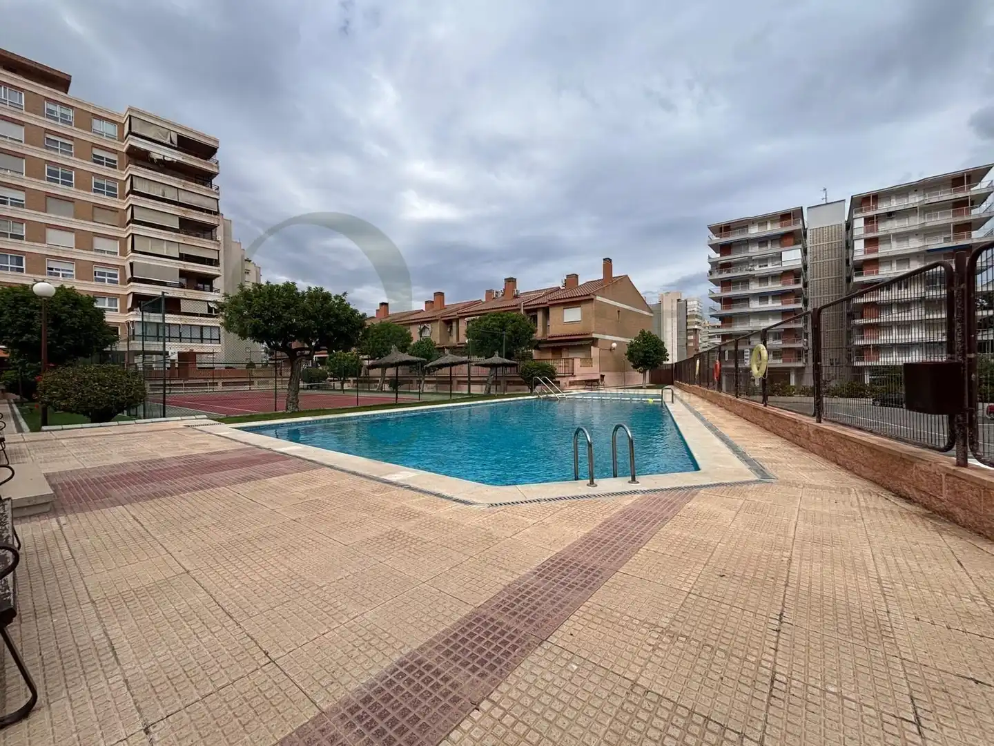 Piscina de Casa adosada en venta en Alicante / Alacant con Calefacción, Jardín privado y Terraza