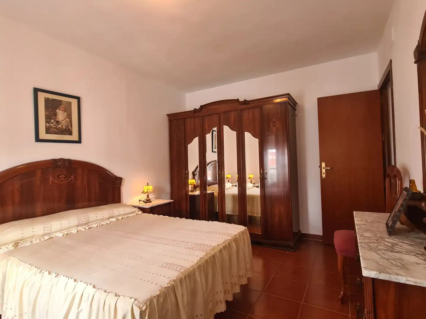 Habitación de Casa adosada en venta en Higuera de la Sierra con Aire acondicionado, Terraza y Trastero
